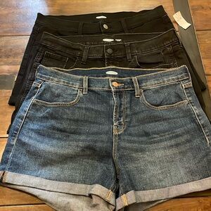 Old Navy woman’s Jean shorts lot - woman’s size 12 - 3 jeans shorts in lot